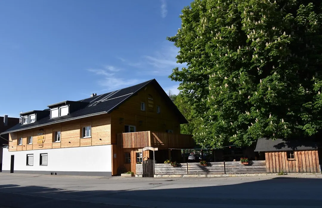 Gasthaus und Pension Halli-Galli-1
